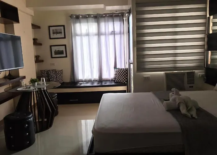 Mabolo Garden Flat A9 Rooftop Pool Shortwalk To Ayala Mall Aparthotel *